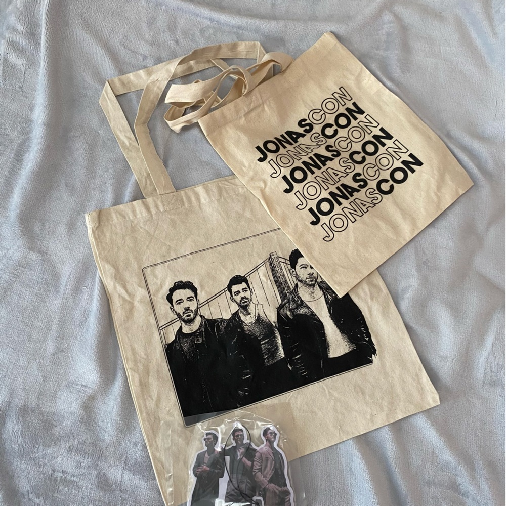 Jonas Brothers 2025 Jonas Con set of 2 tote bags and air freshener
